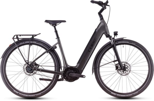 Cube Supreme Hybrid Deluxe One 625 e-bike met lage instap, Bosch motor, geïntegreerde accu en Shimano Nexus 5-naafversnelling, ideaal voor comfortabele stadsritten en lange tochten